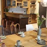 Loft 1728 דירה